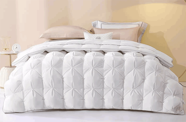 鹅绒冬被要几斤才暖和？冬被选择哪种材质好推荐？