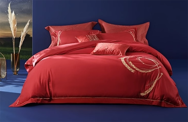 何挑选适合结婚的床上用品？结婚床上用品如何选购最适合的尺寸？